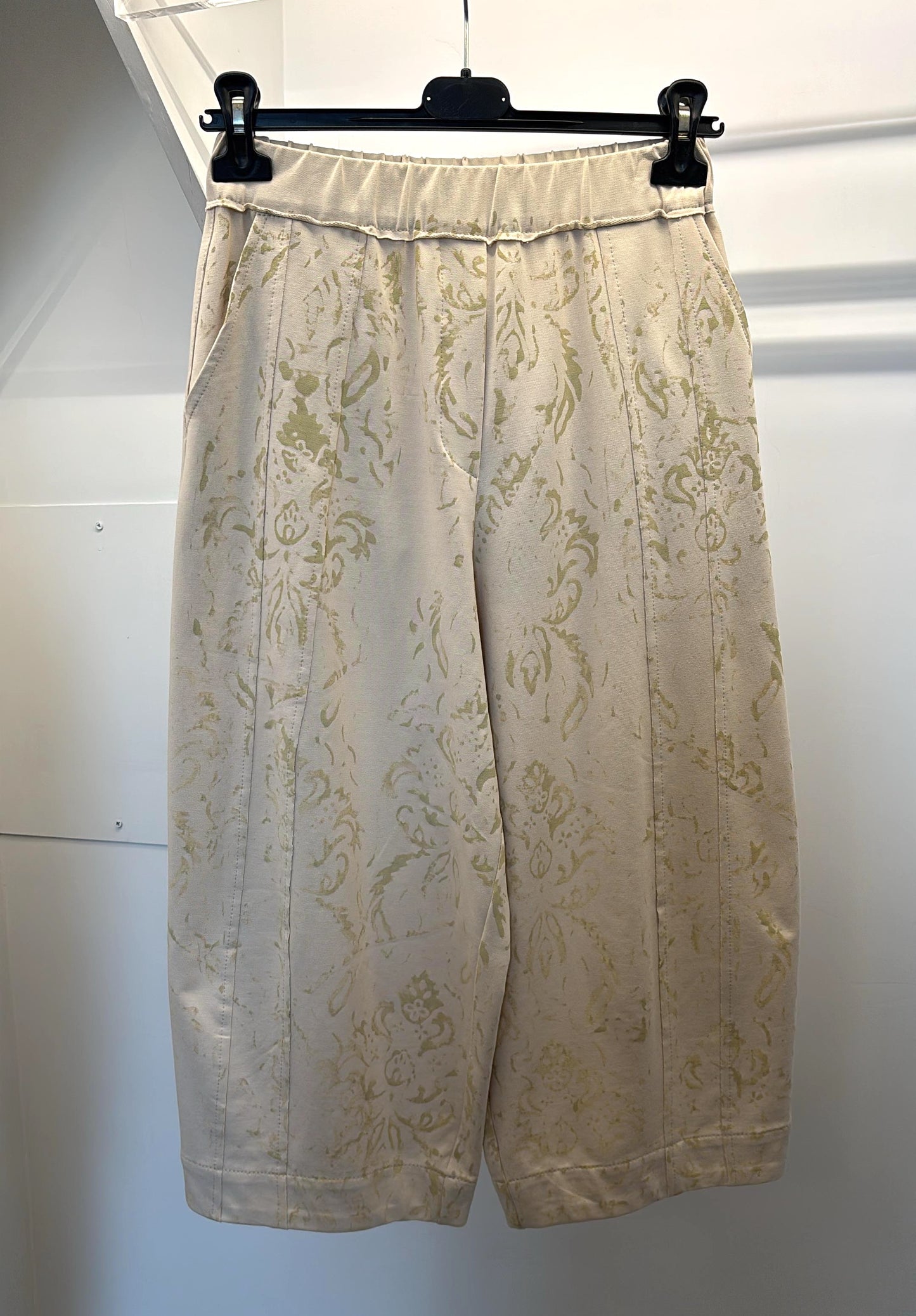 Pantalone con ricami Tadashi