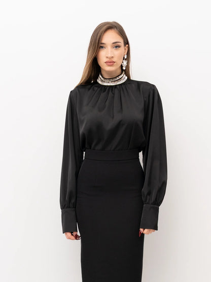 Blusa con collo gioiello Dramée