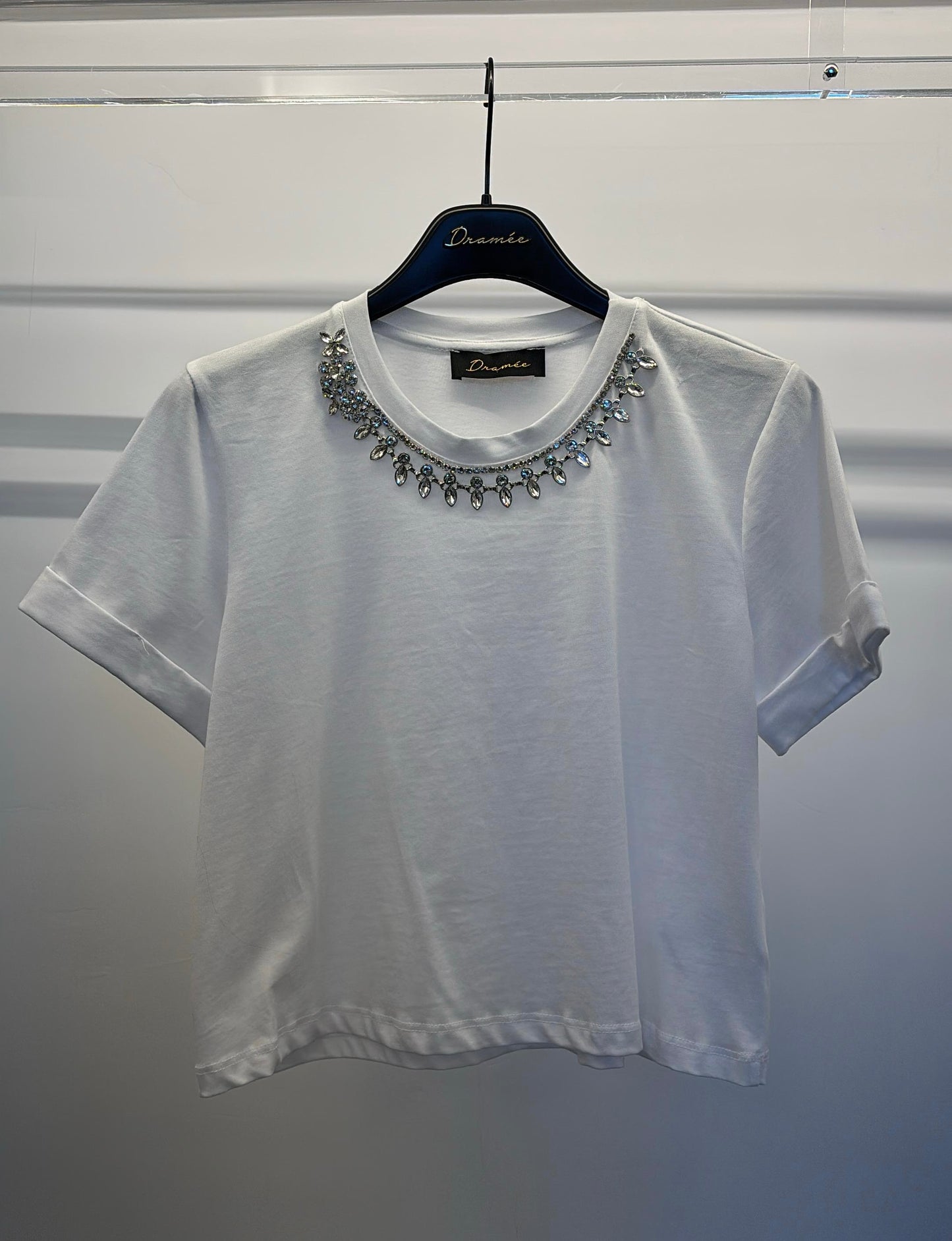 T-shirt con dettaglio gioiello Dramée