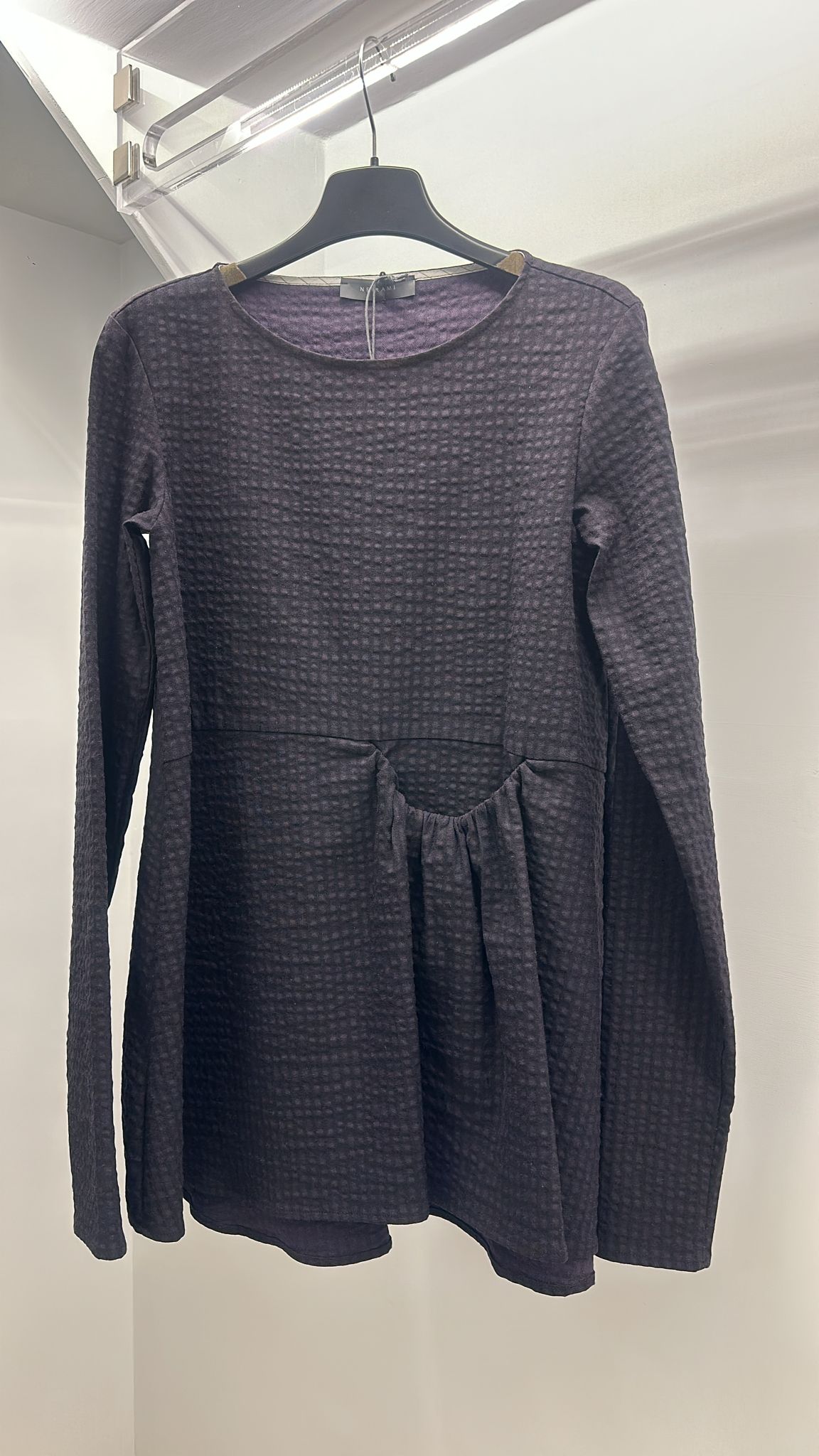 Blusa cut-out Neirami