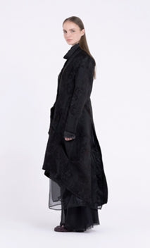 Cappotto lungo doppiato in tulle Sanctamuerte
