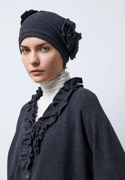 Cappello con fiori Neirami