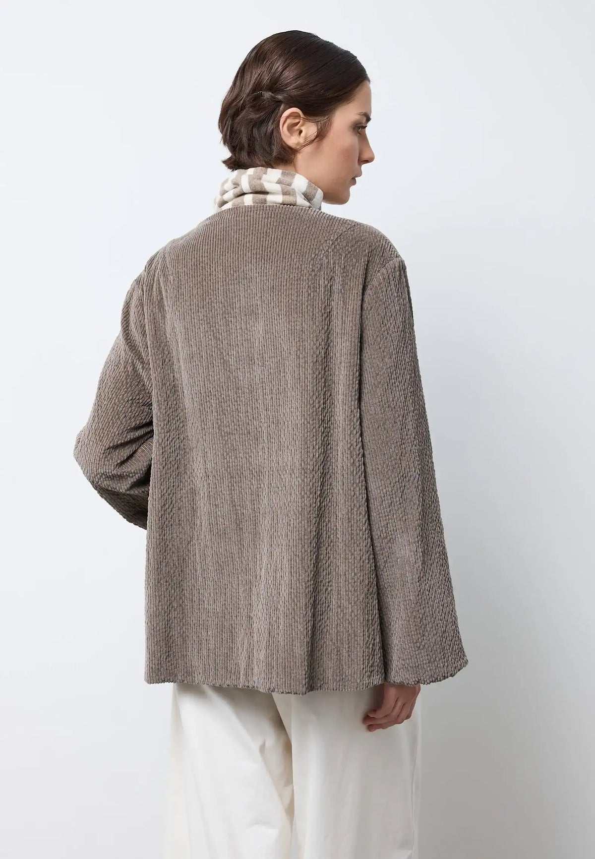 Giacca girocollo con tasche Neirami
