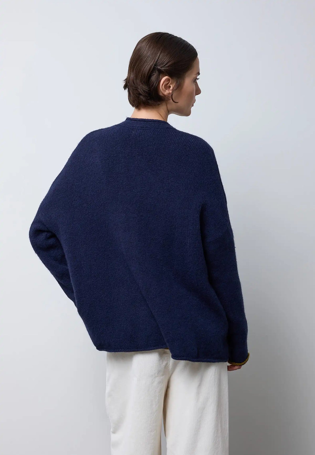 Cardigan over con patch Neirami