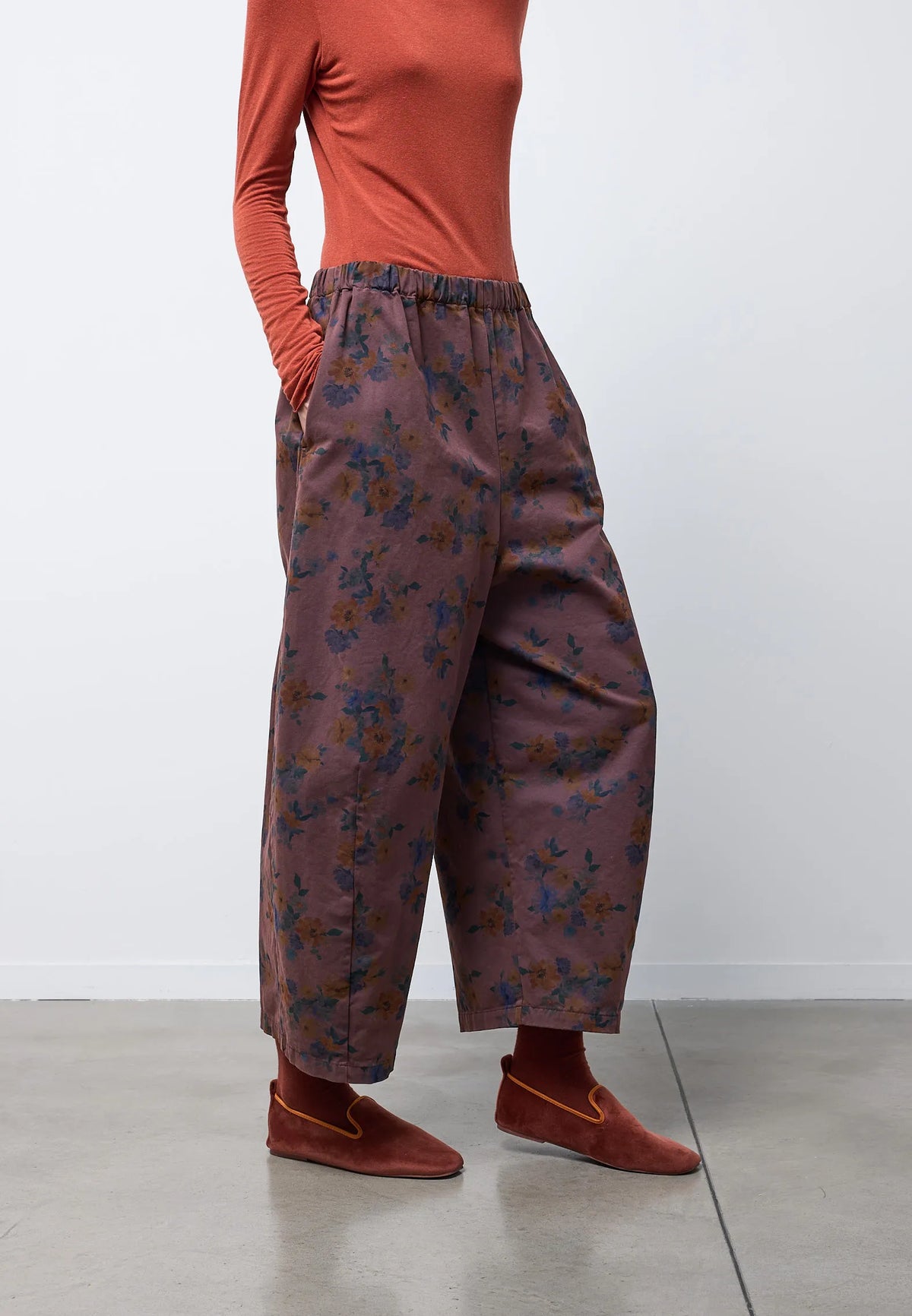 Pantalone a uovo stampa floreale Neirami