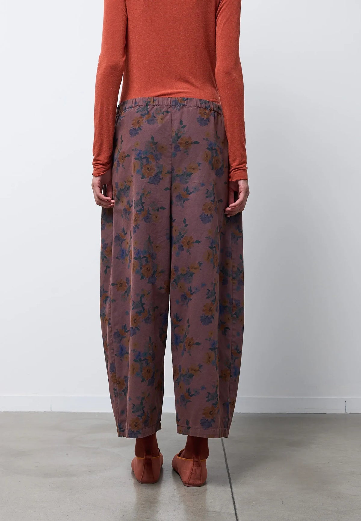 Pantalone a uovo stampa floreale Neirami