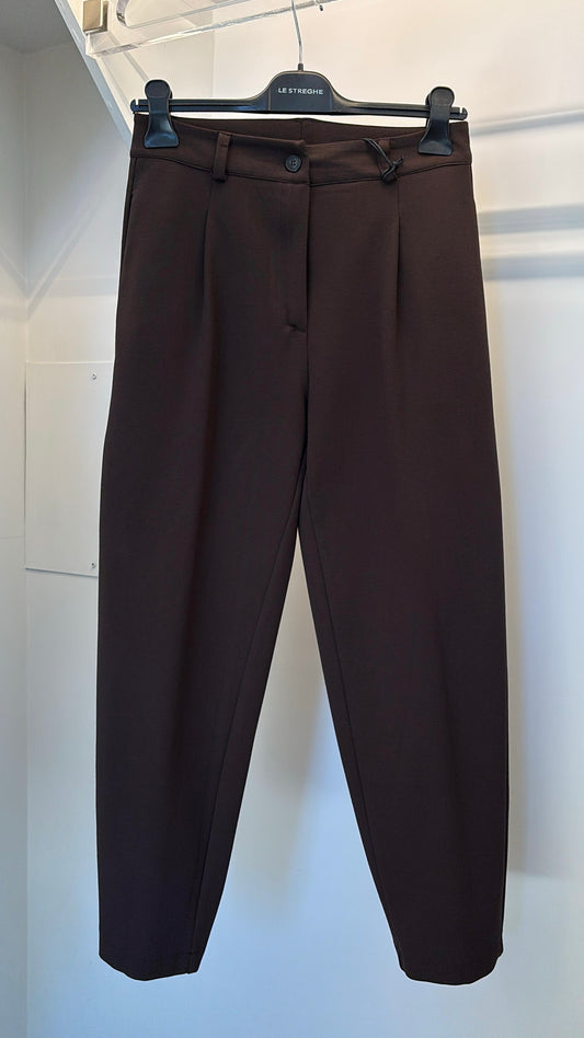 Pantalone in punto milano Le Streghe
