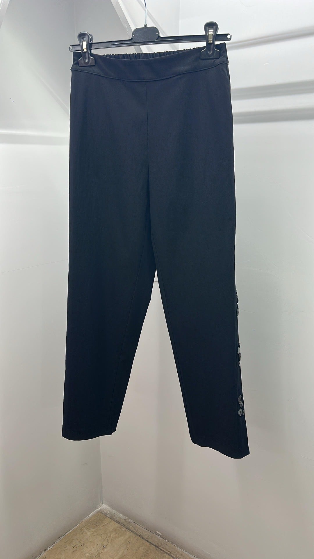 Pantalone multibottoni Tadashi