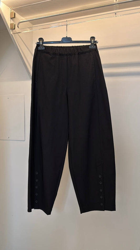 Pantalone a uovo con bottoni Tadashi