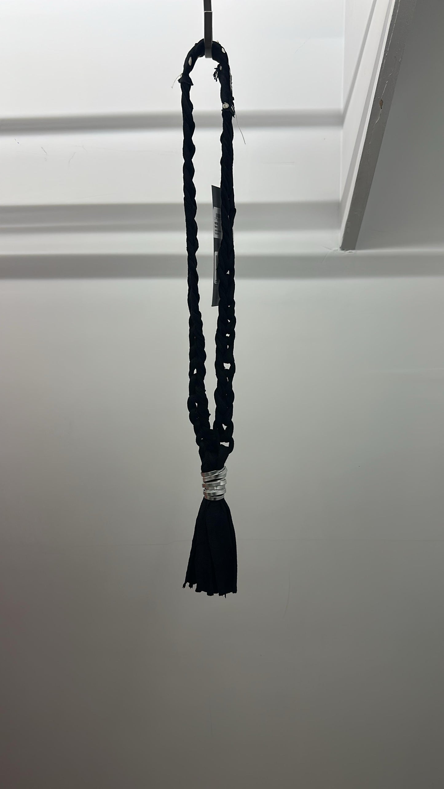 Collana in tessuto con frange Tadashi